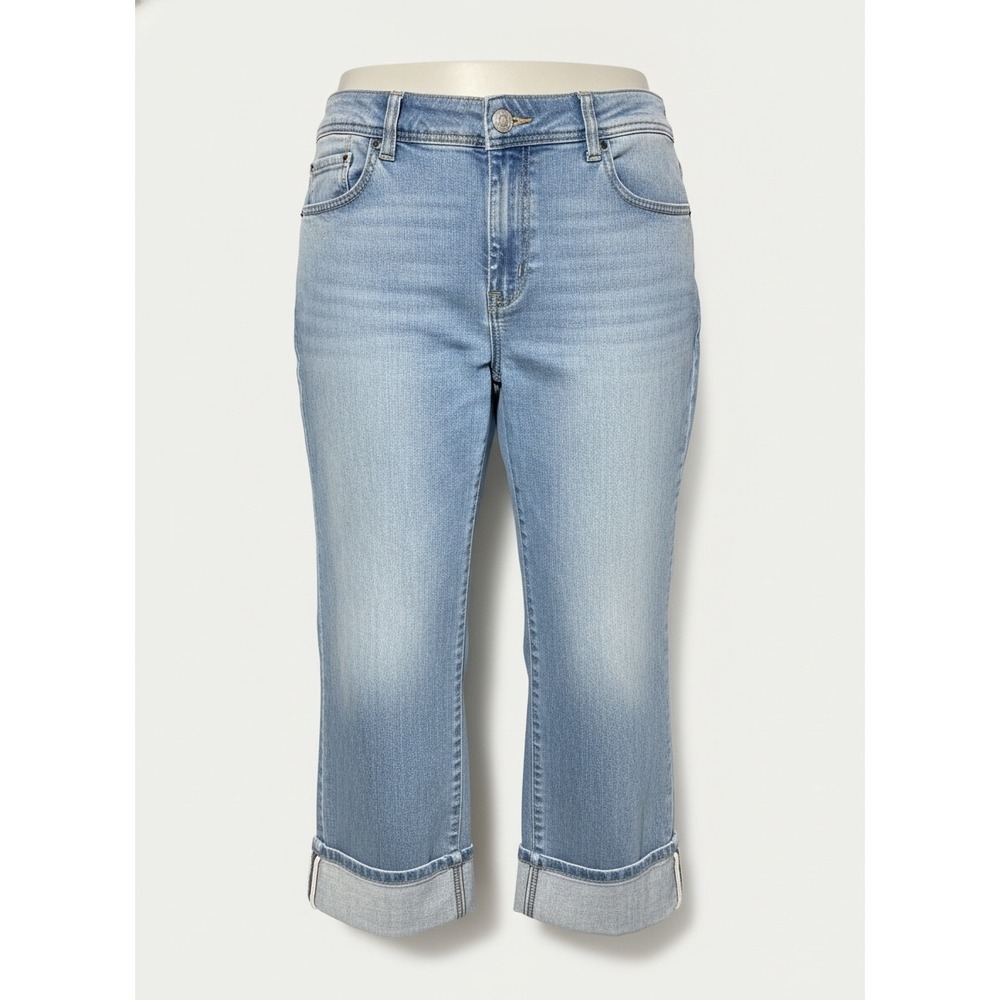 New York & Company Women Light Wash Double Button Straight Leg Jeans Size 14